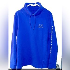 Vineyard Vines pullover sweatshirt